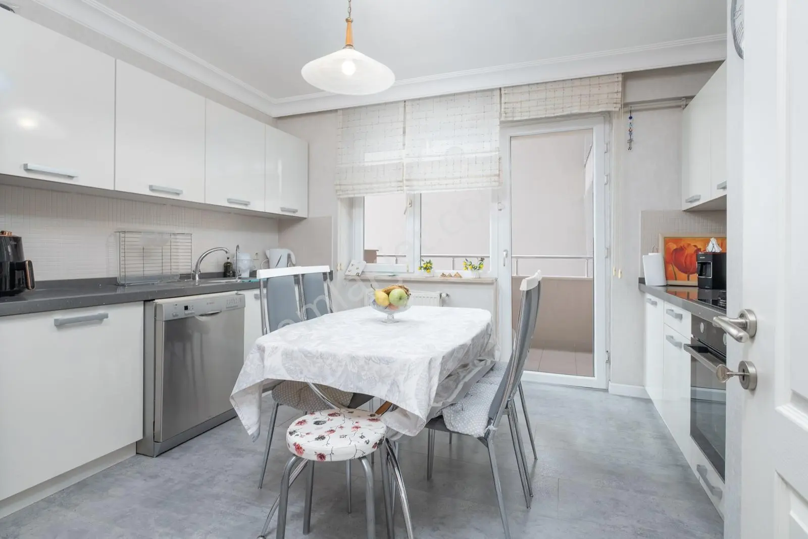 Remax Area Dan Atabulvarı Cadde Üzeri Kiralık 3+1 Ara Kat Daire - Görsel 26
