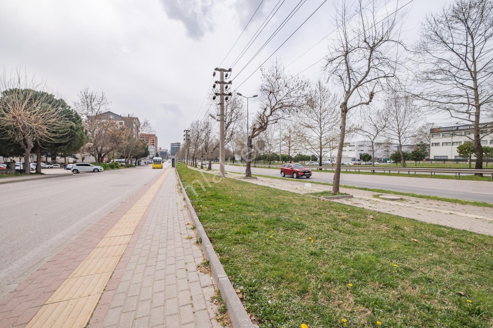 Remax Area Dan Atabulvarı Cadde Üzeri Kiralık 3+1 Ara Kat Daire - Görsel 19