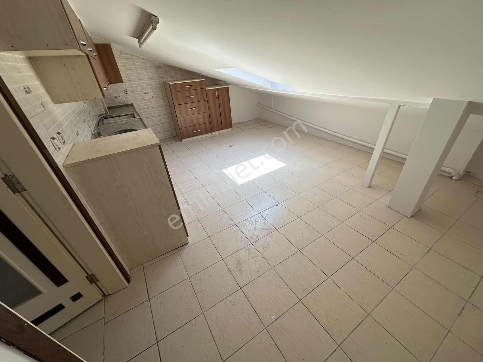 Yunusemre Mahallesi 50 M2 Teraslı Kiralık Daire - Görsel 6