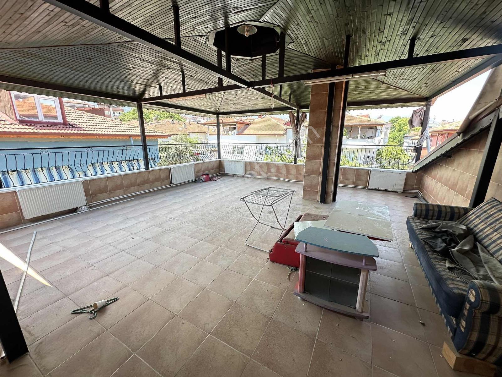 Yunusemre Mahallesi 50 M2 Teraslı Kiralık Daire - Görsel 7