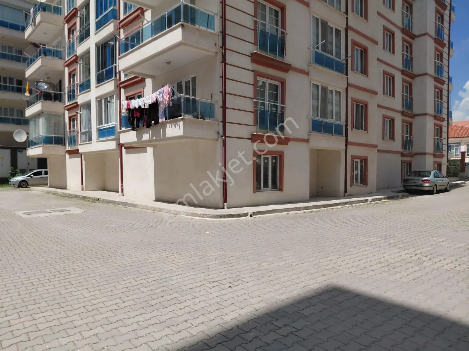 Gazi Mah Satılık 3+1 Özkoyuncu Sitesi Satılık Daire - Görsel 2