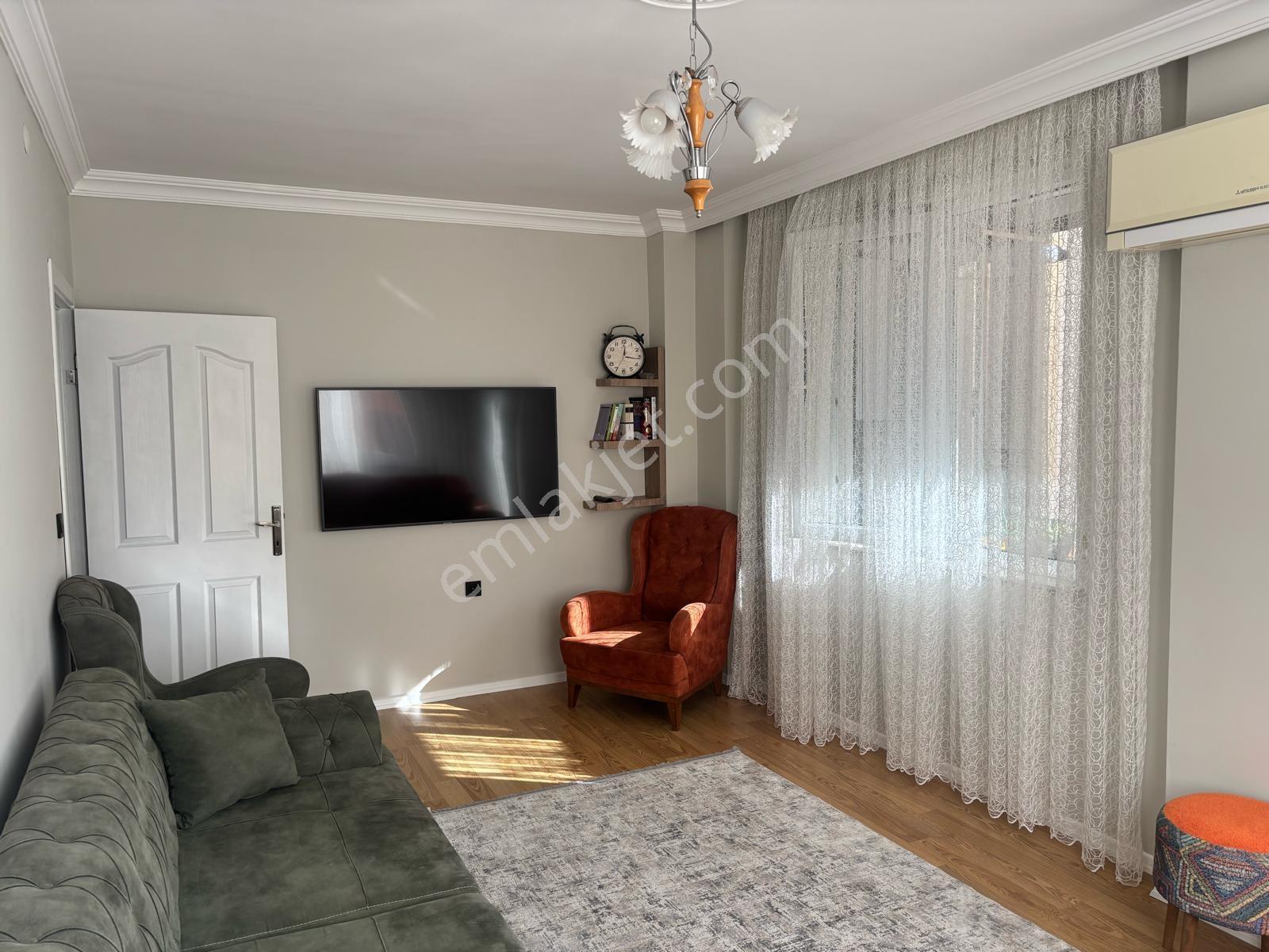 Harika Lokasyonda Cadde Üzerinde Ayrı Mutfaklı 2+1 Satılık Daire - Görsel 13