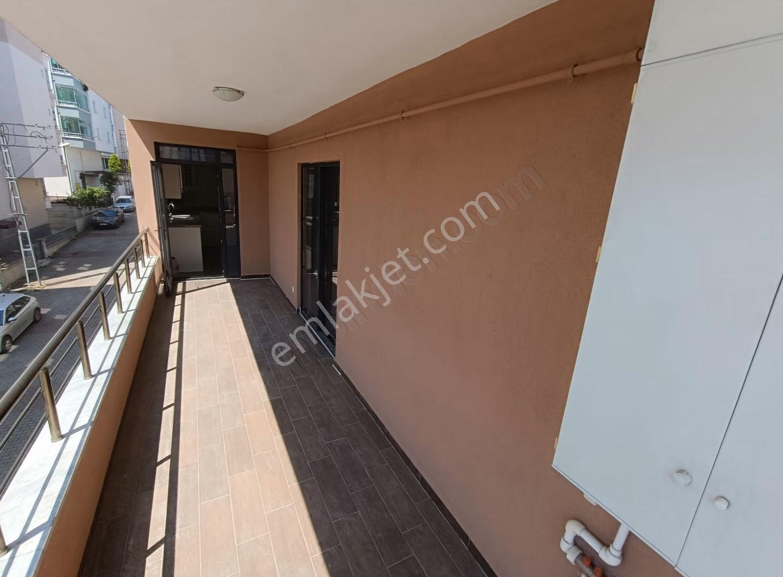 Sevgi Emlaktan Bulvara Cephe 4+1 Kiralık Daire - Görsel 8