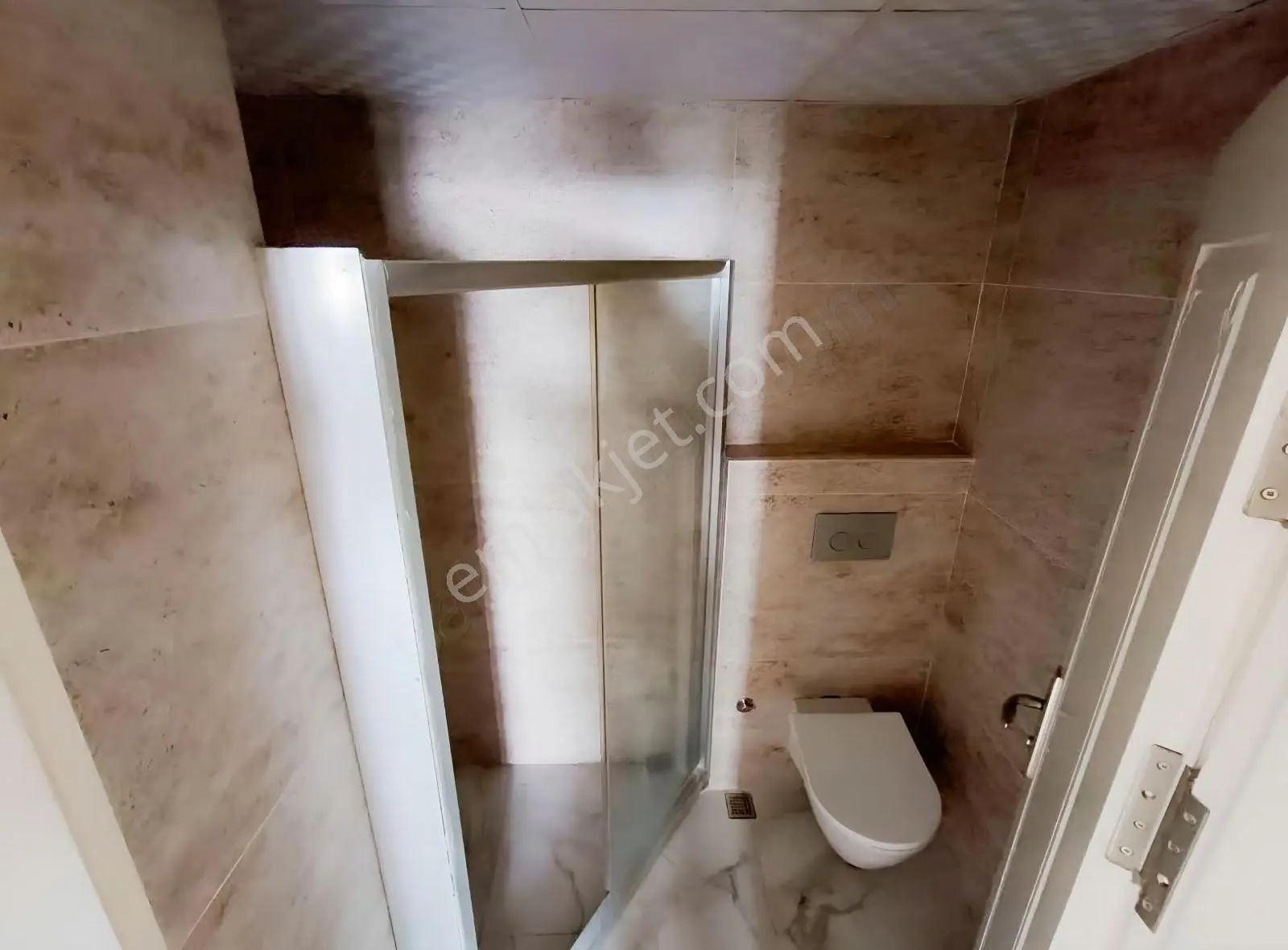 Sevgi Emlaktan Bulvara Cephe 4+1 Kiralık Daire - Görsel 6
