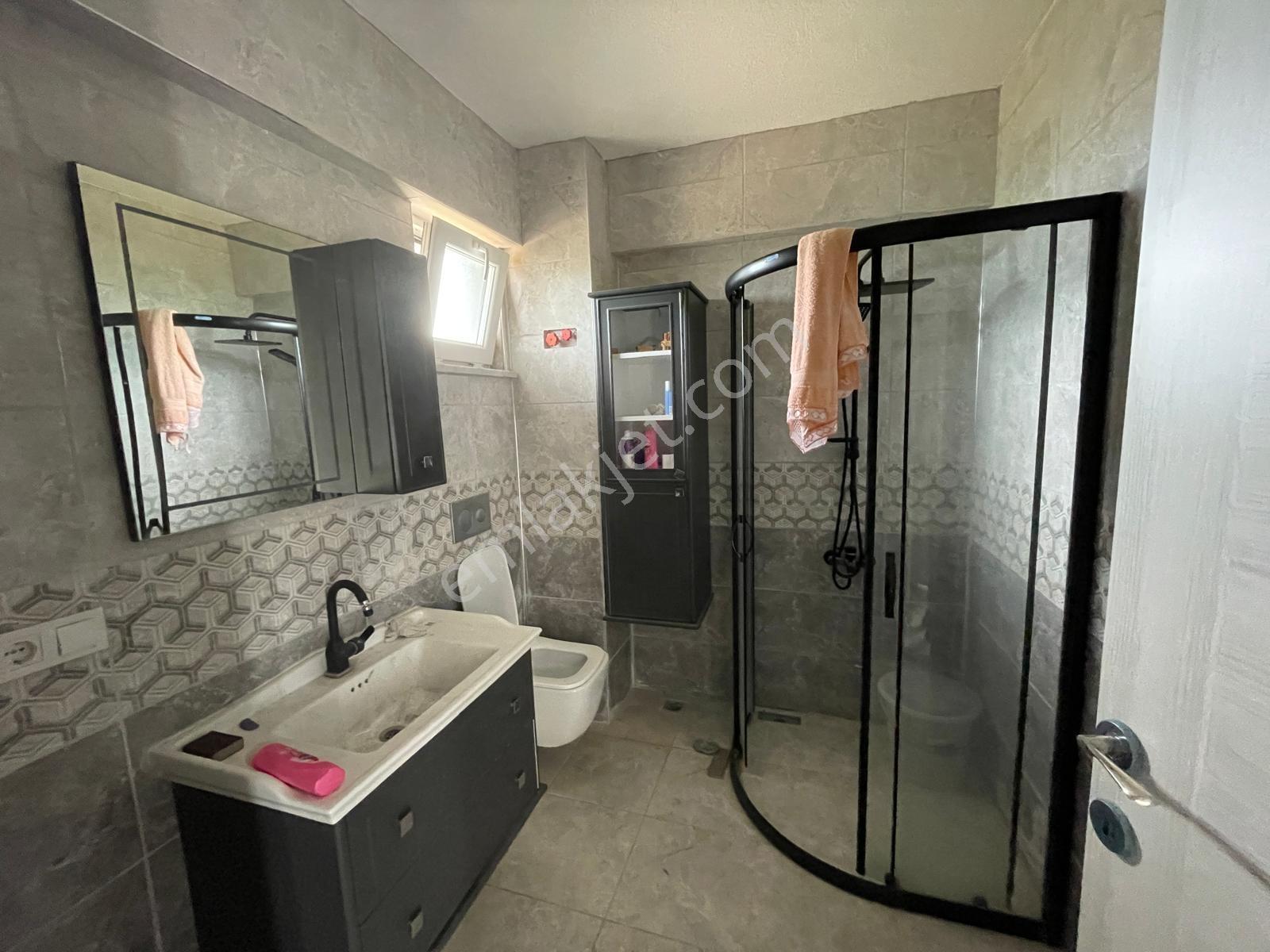 Kaynarca Başoğlu'nda Satılık Lüks 3+1 Köşe Villa | Ortak Havuzlu - Görsel 24