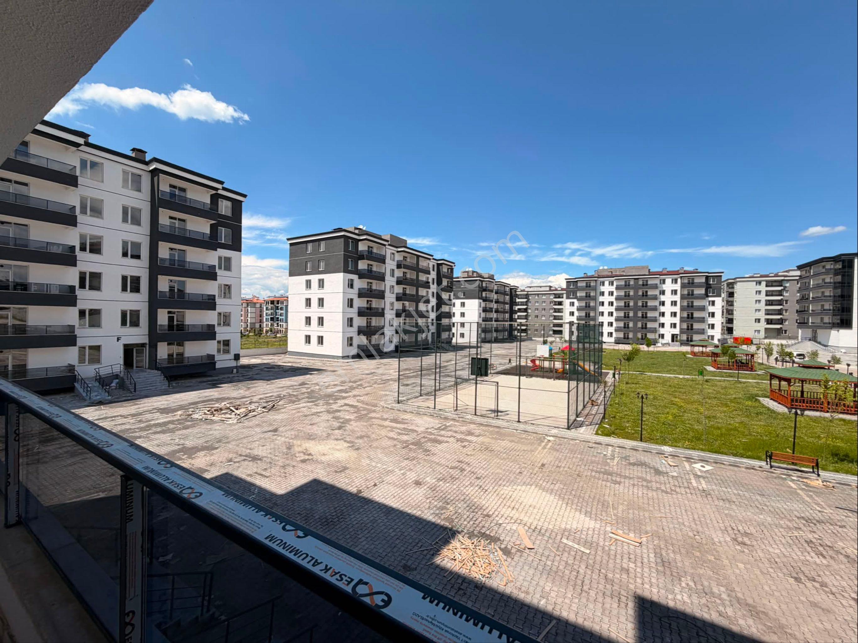 Kayapınar Bölgesi Ye Şehir Hastanesi Ve Sıtadyum Arasınada Kiralık 2+1 - Görsel 13