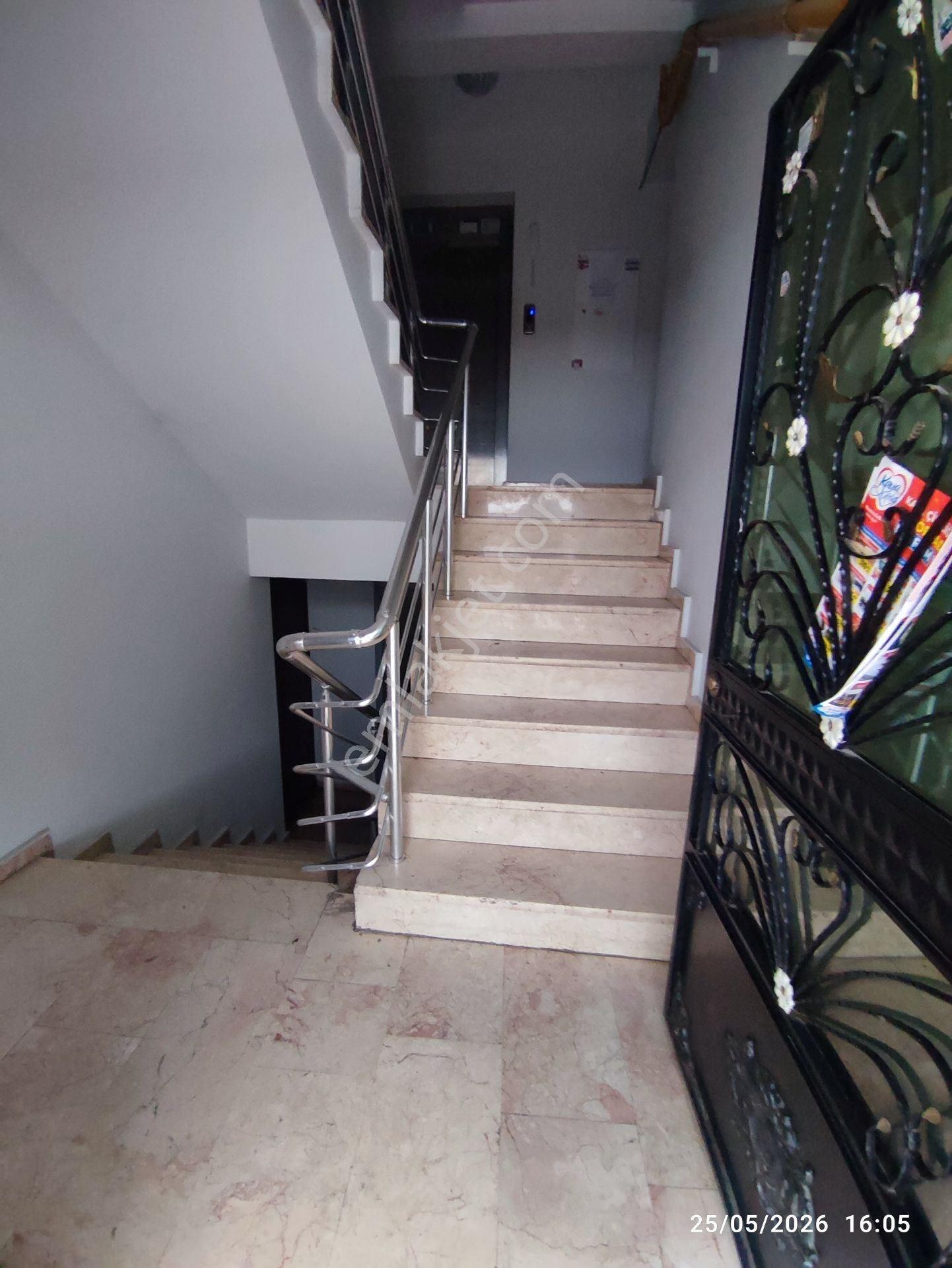 Bolu Karamanlı Mah. D100 Yakını Ara Kat 1+1 Eşyalı Kiralık Daire - Görsel 4