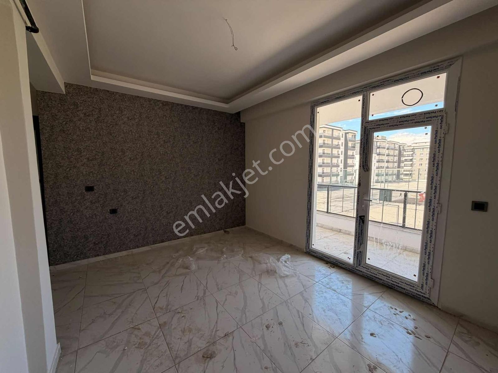 Sıtadyum Ve Yenişehir Hastanesi Yanında Kiralık 2+1 - Görsel 3