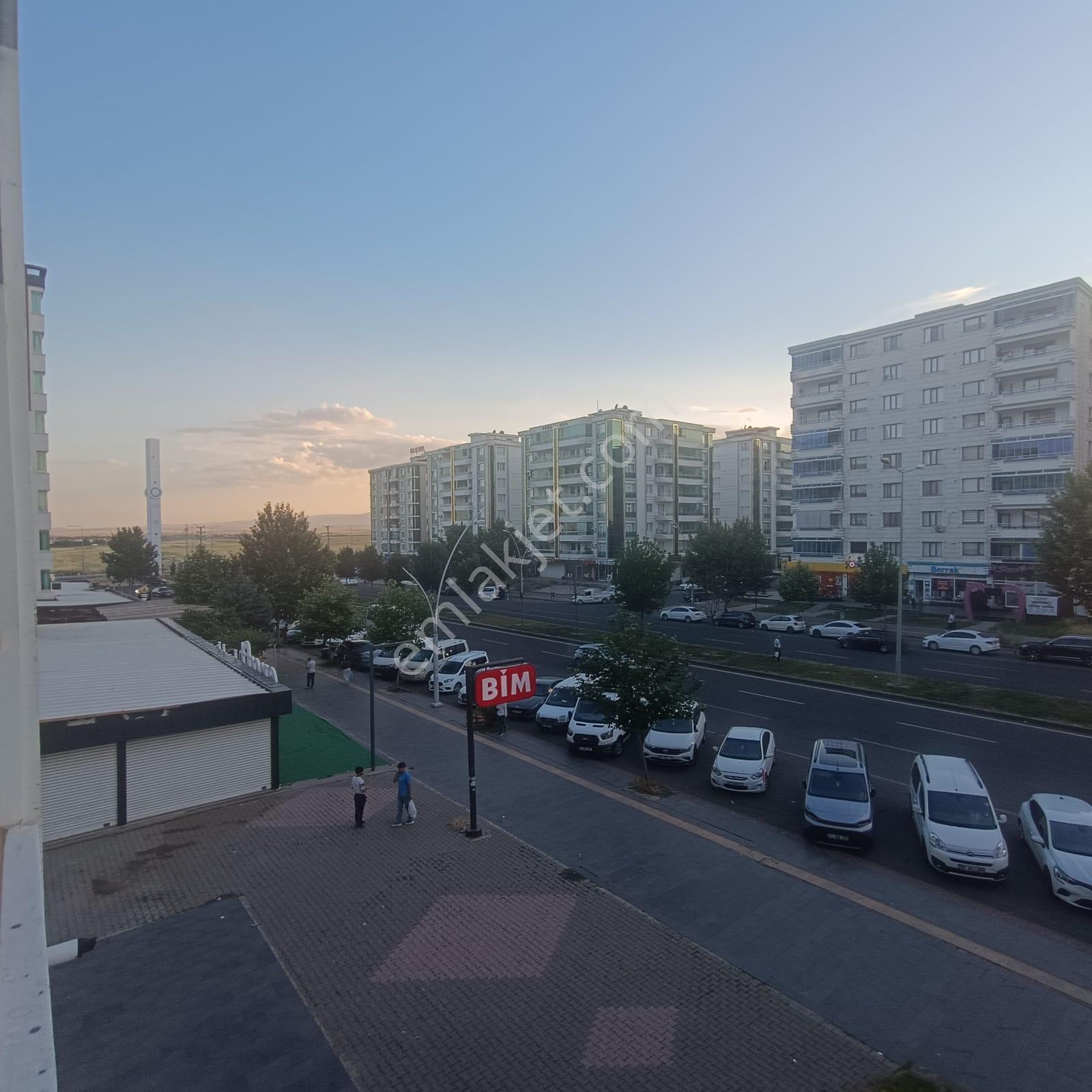 Dıyarakır Bağcılar Aram Tîgran Caddesî, 3+1 Lüx Daire - Görsel 22