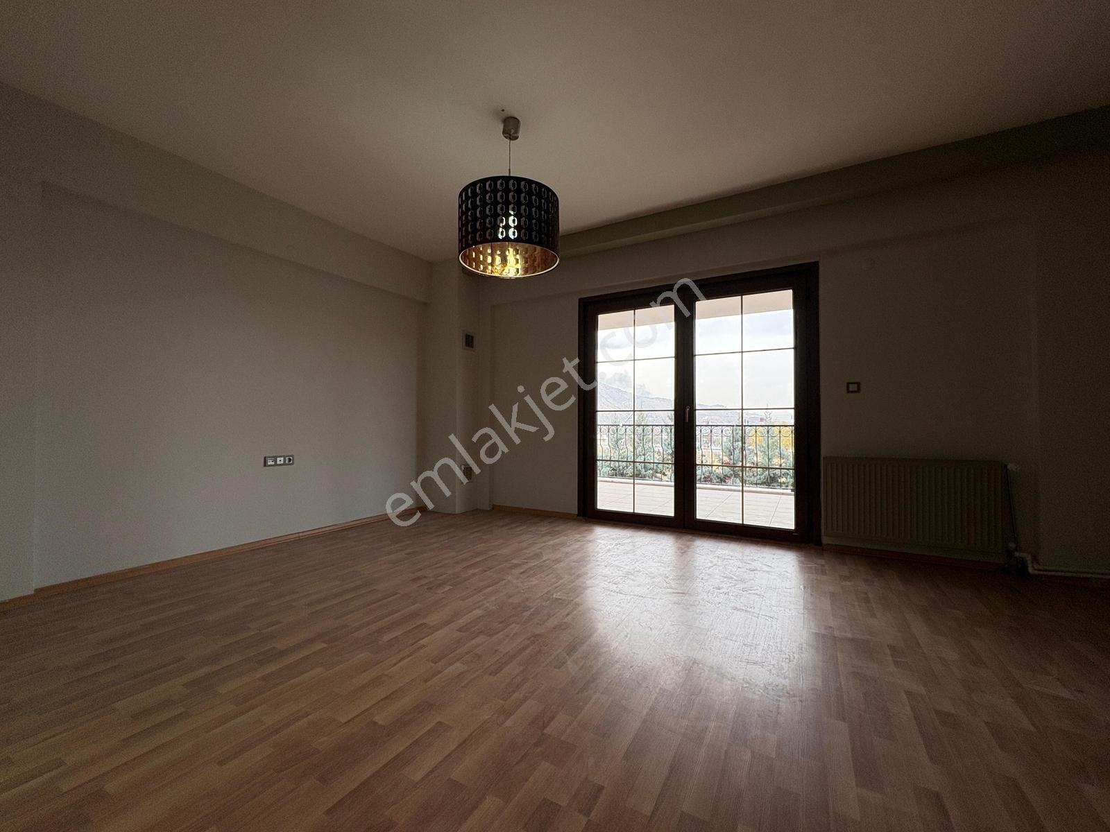 Kayadibi Villaları 2'de Şehrin Gürültüsünden Uzak Satılık Villa - Görsel 25