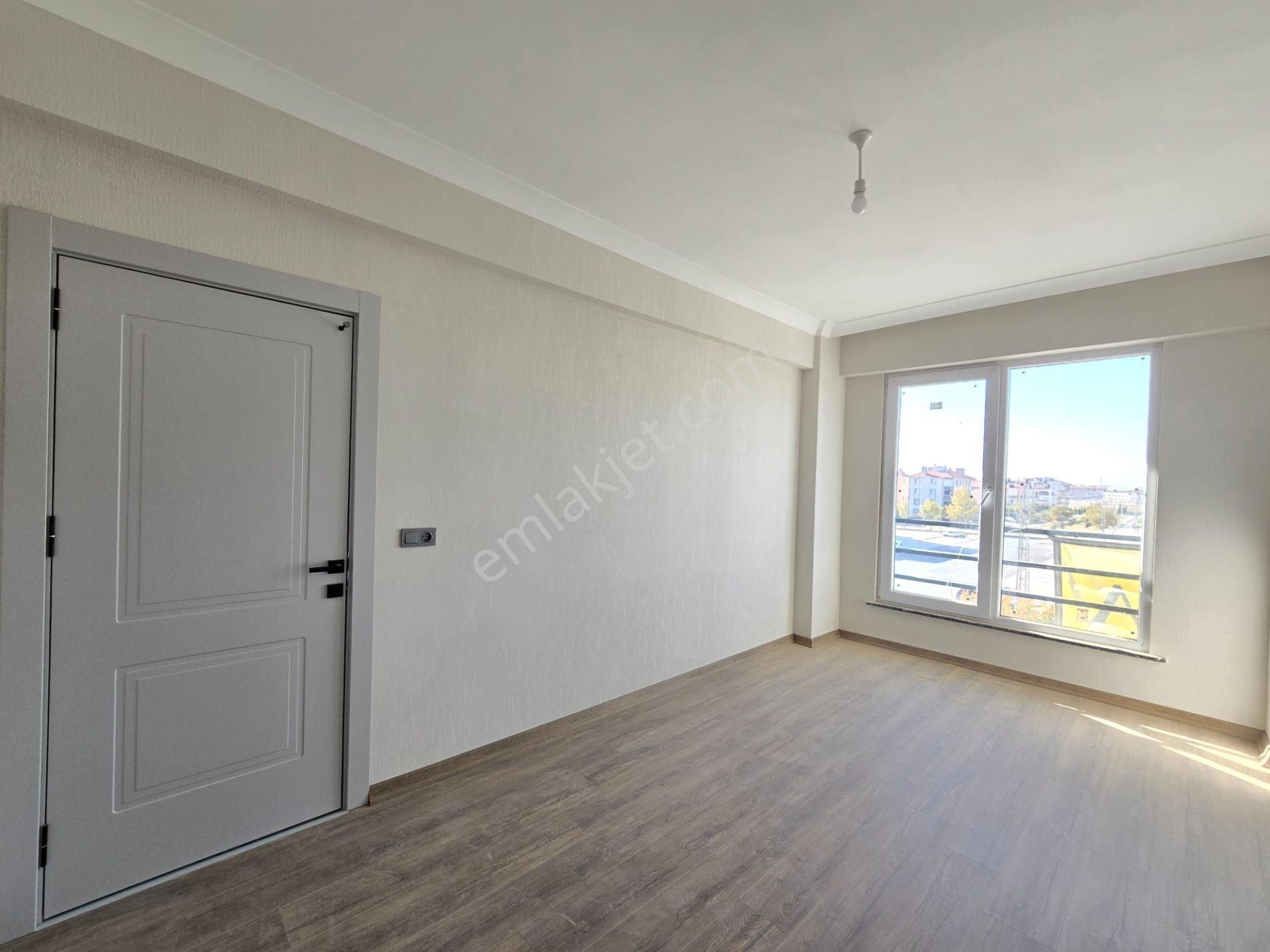 Kahramanlar Cad Yakını İşyapar Dan Site İçi Lüks 3,5+1 Daire - Görsel 31