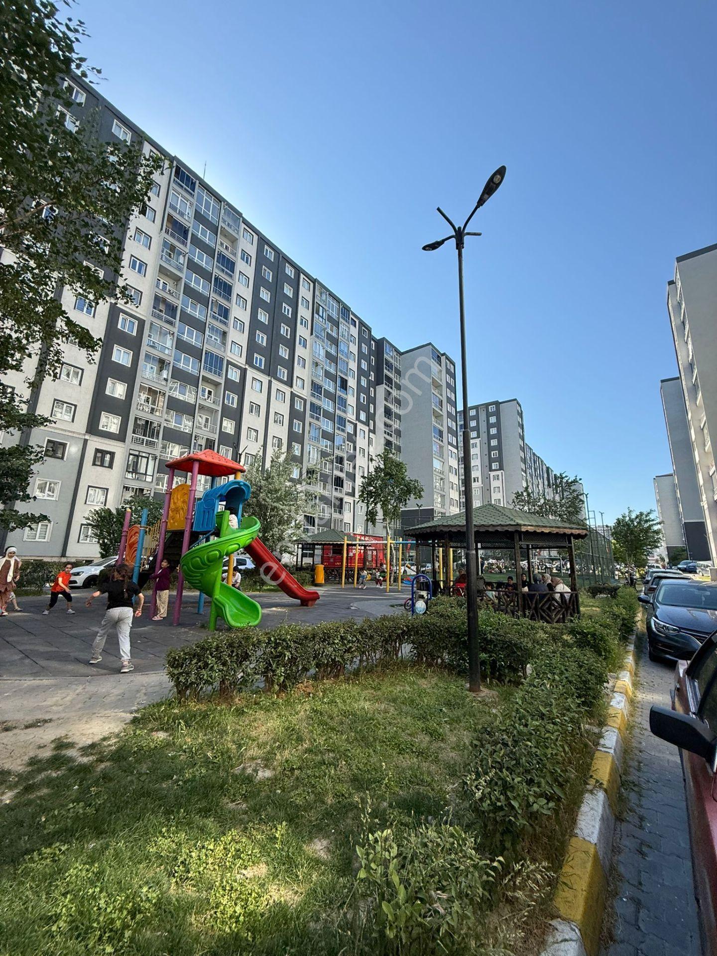 Cerrahpaşa Emlaktan Büyükçekmece Çakmaklı Site İçerisinde Satılık 2+1 Daire - Görsel 8