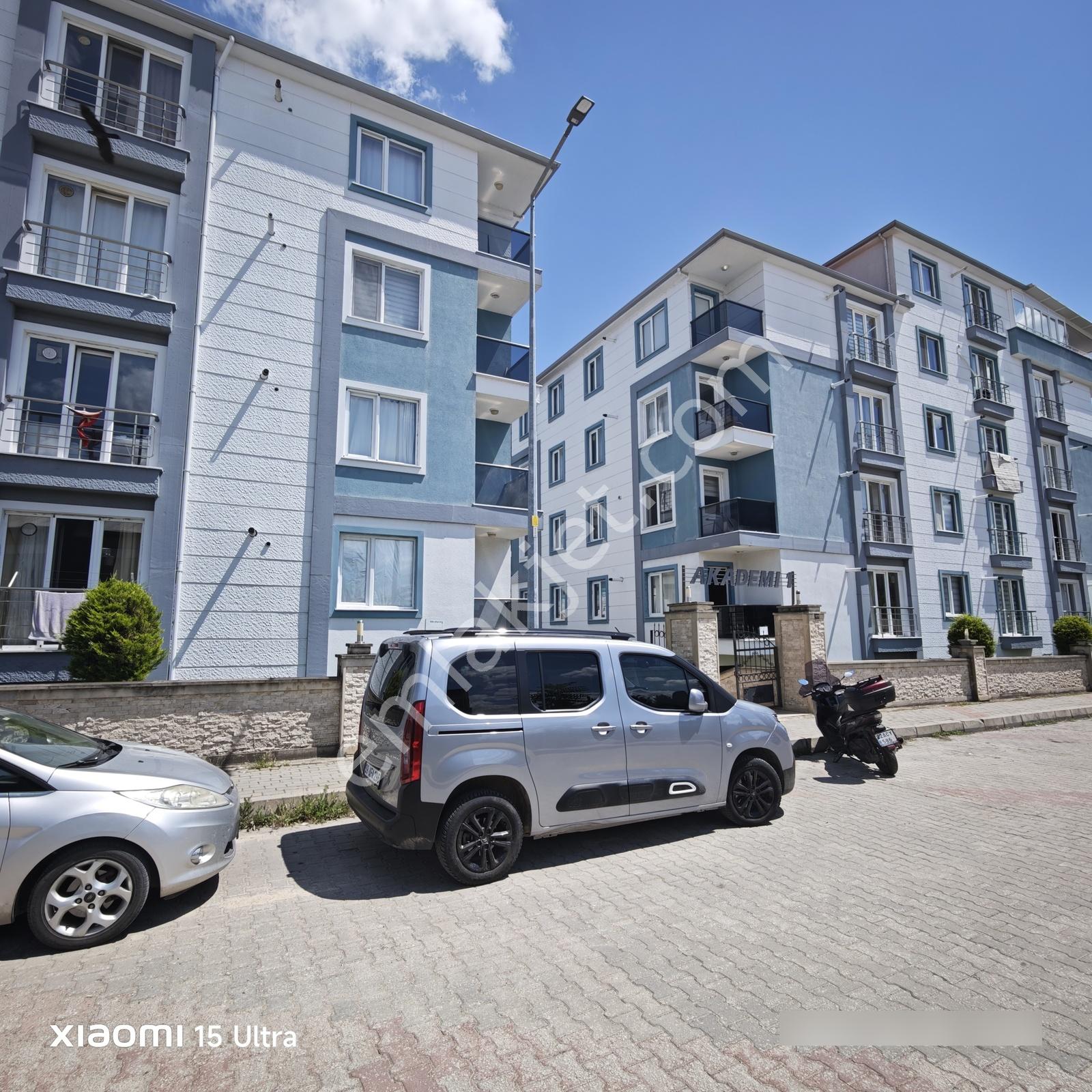 Sırtbağlar Caddesi Akademi Sitesi Eşyalı 1+1 Daire - Görsel 7