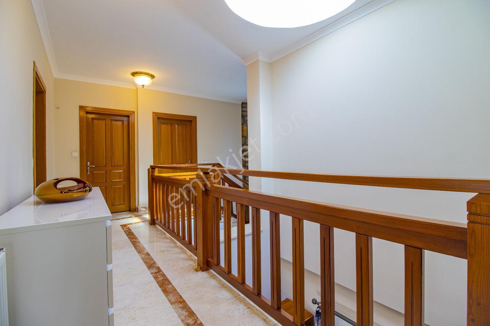 Bitez Köyiçi'nde Özel Havuzlu Yıllık Kiralık Müstakil Villa - Görsel 24