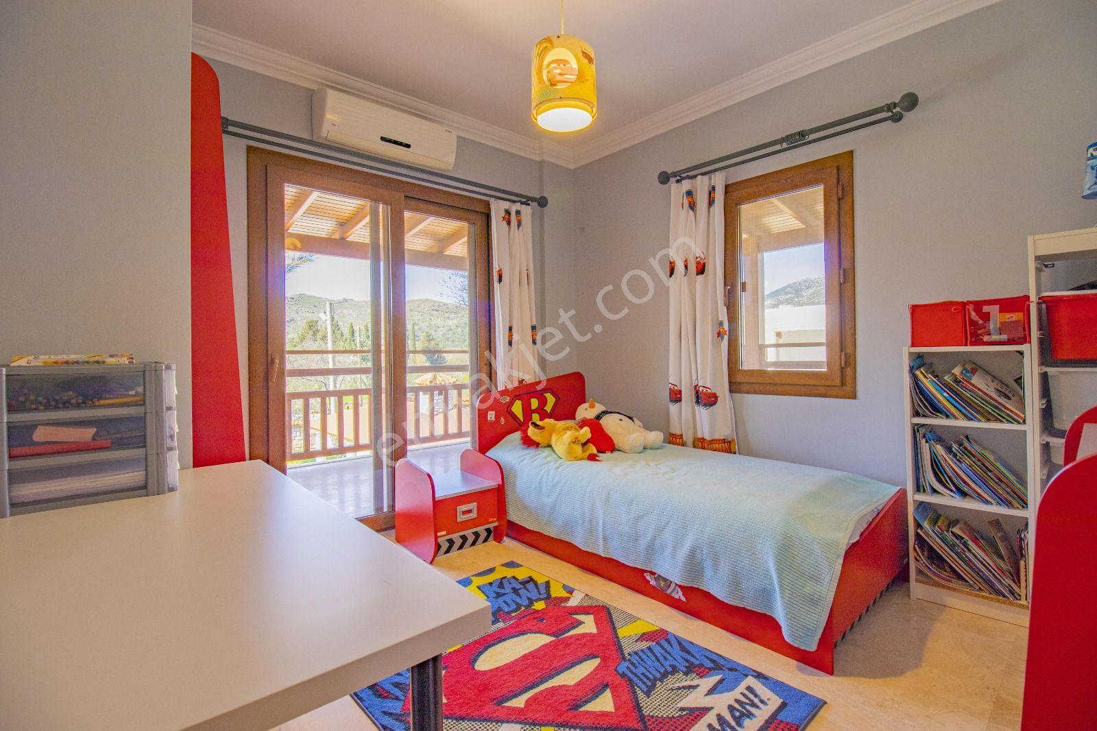 Bitez Köyiçi'nde Özel Havuzlu Yıllık Kiralık Müstakil Villa - Görsel 29