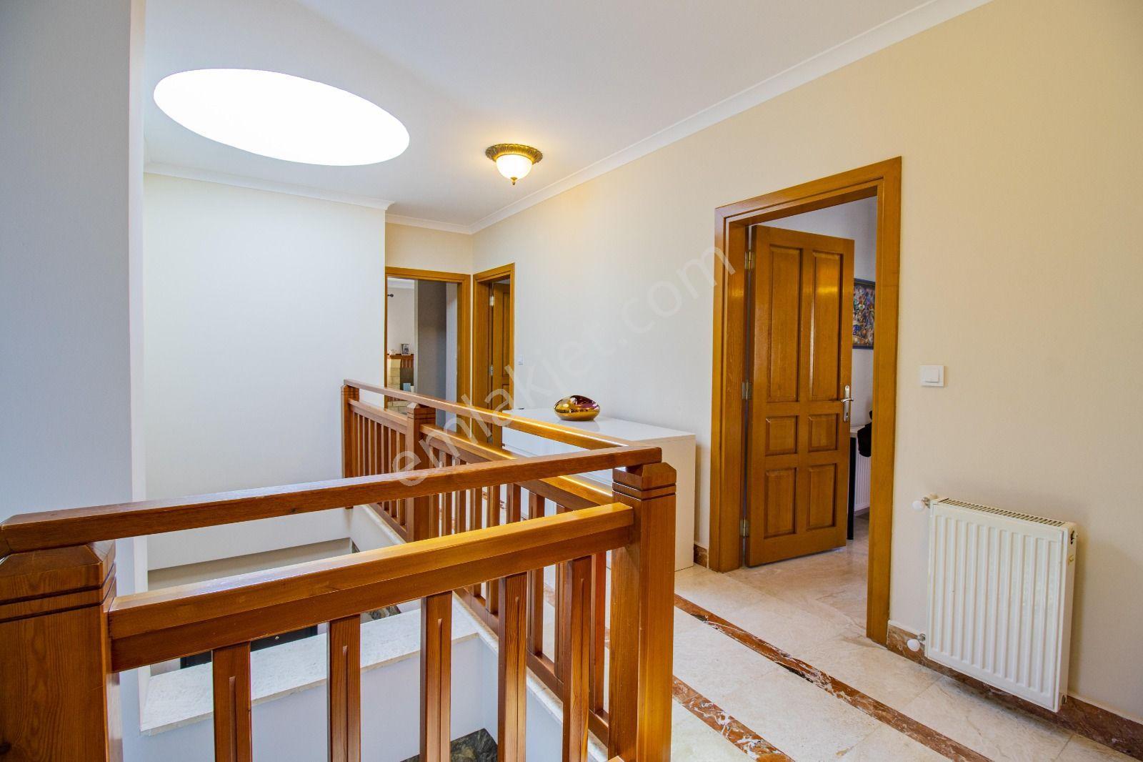 Bitez Köyiçi'nde Özel Havuzlu Yıllık Kiralık Müstakil Villa - Görsel 25