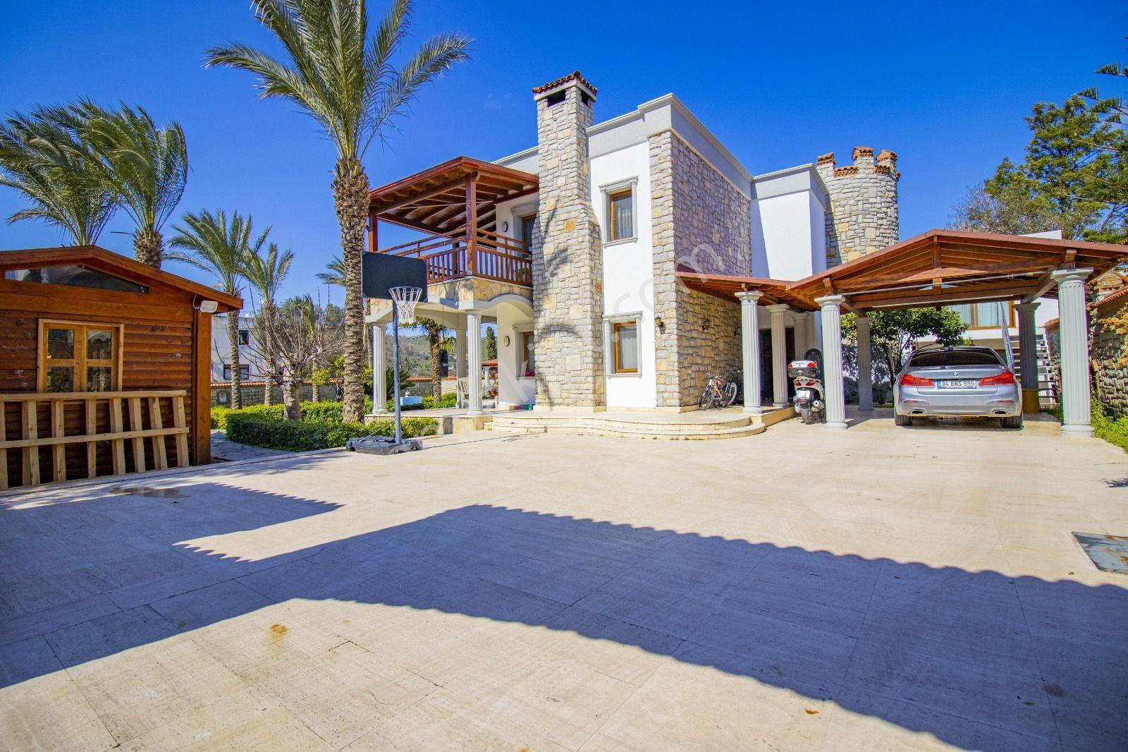 Bitez Köyiçi'nde Özel Havuzlu Yıllık Kiralık Müstakil Villa - Görsel 14