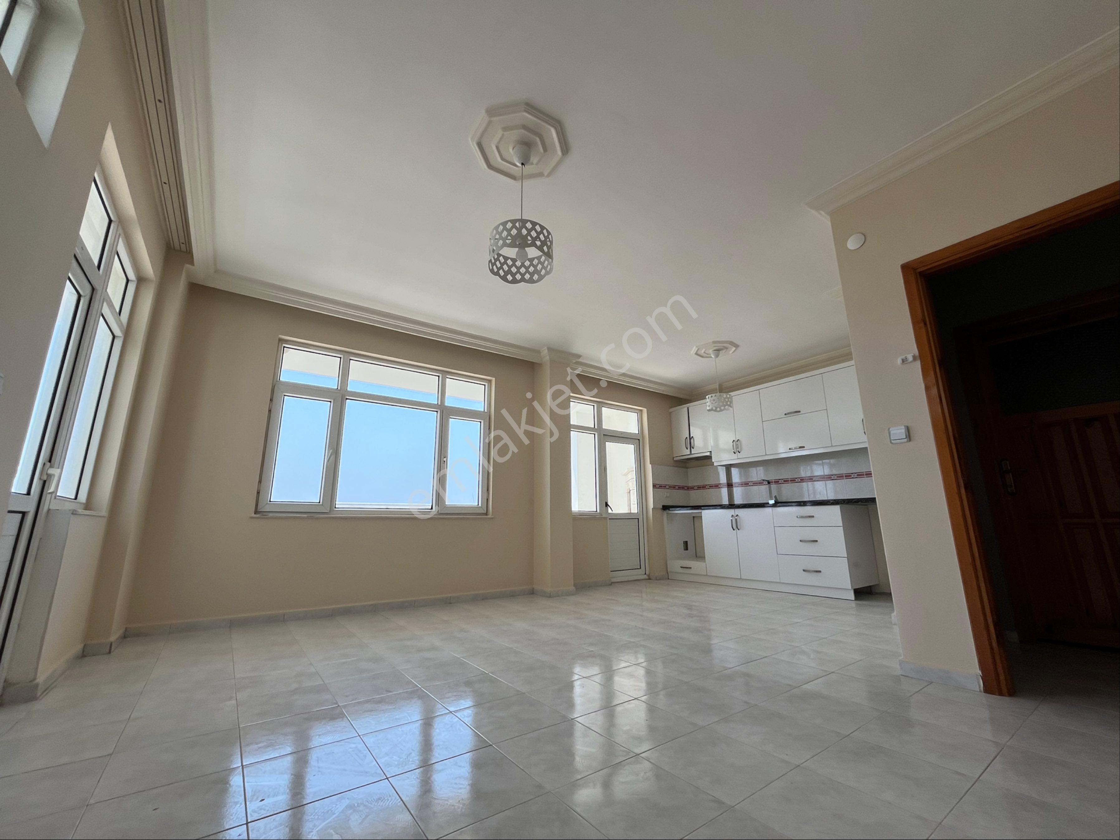 Yetkinden Mahmutlarda Denize Sıfır 2+1 100m2 Kiralık Daire - Görsel 6