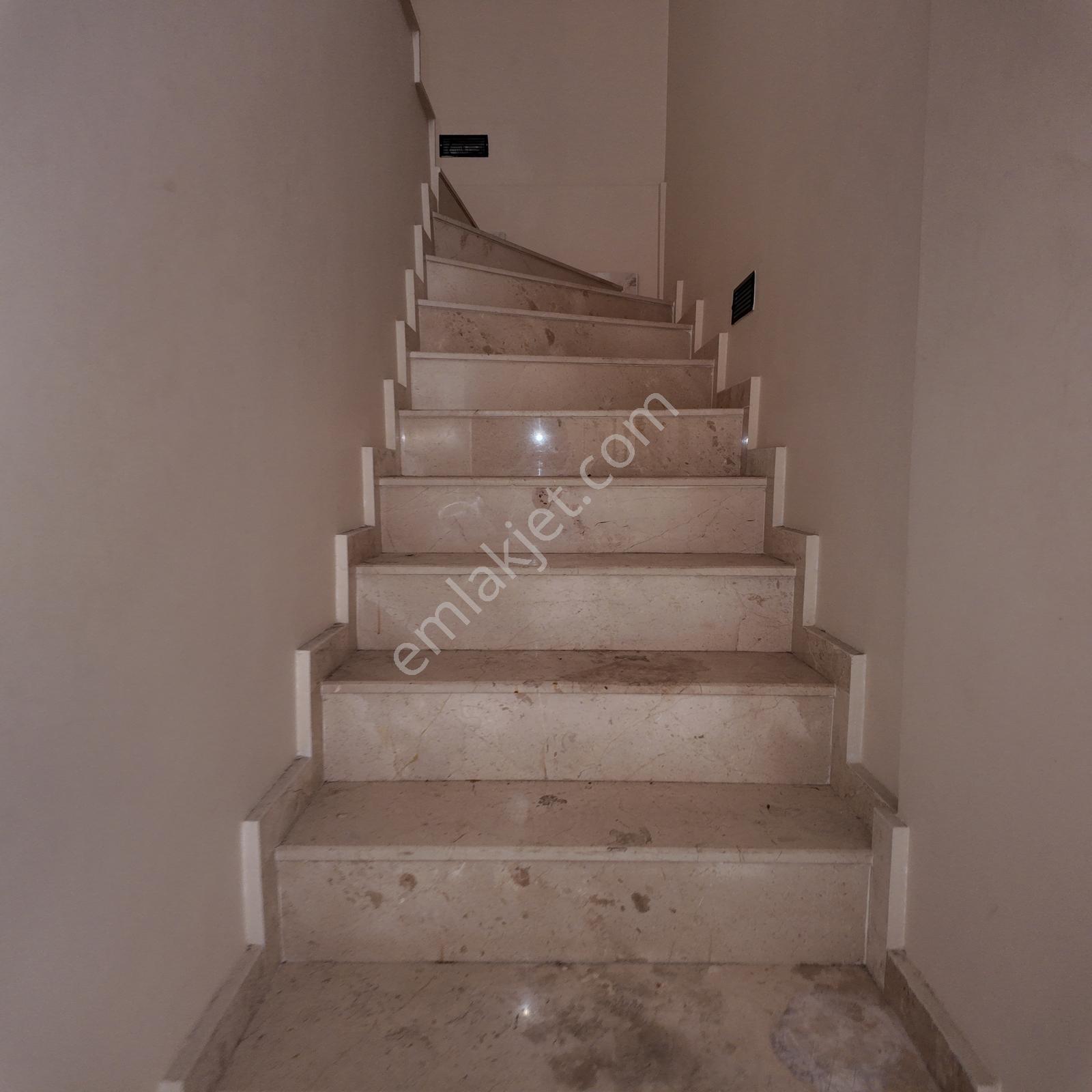 İnönü Cadde Üzeri Asansörlü 5+1 220 M2 Dubleks Daire - Görsel 34