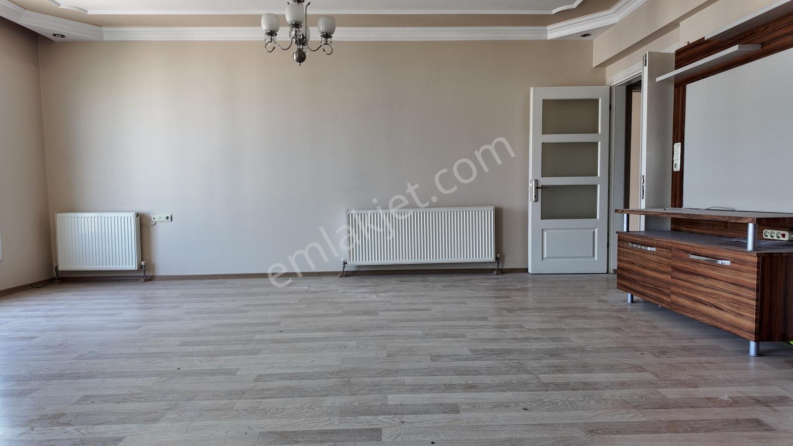 İnönü Cadde Üzeri Asansörlü 5+1 220 M2 Dubleks Daire - Görsel 26