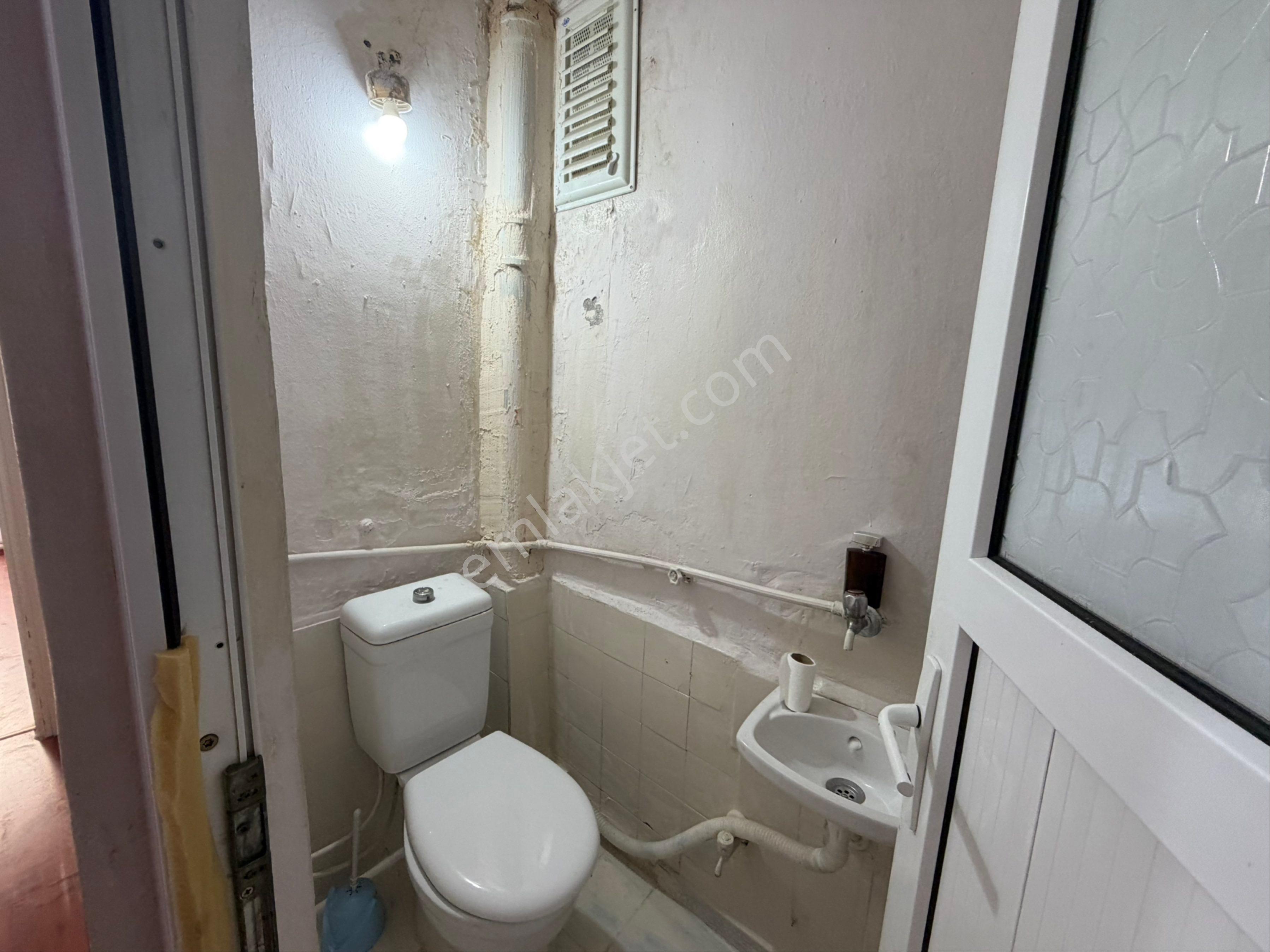 İlkadım Çiftlik Caddesi Altında Kiralık 2+1 Daire - Görsel 8