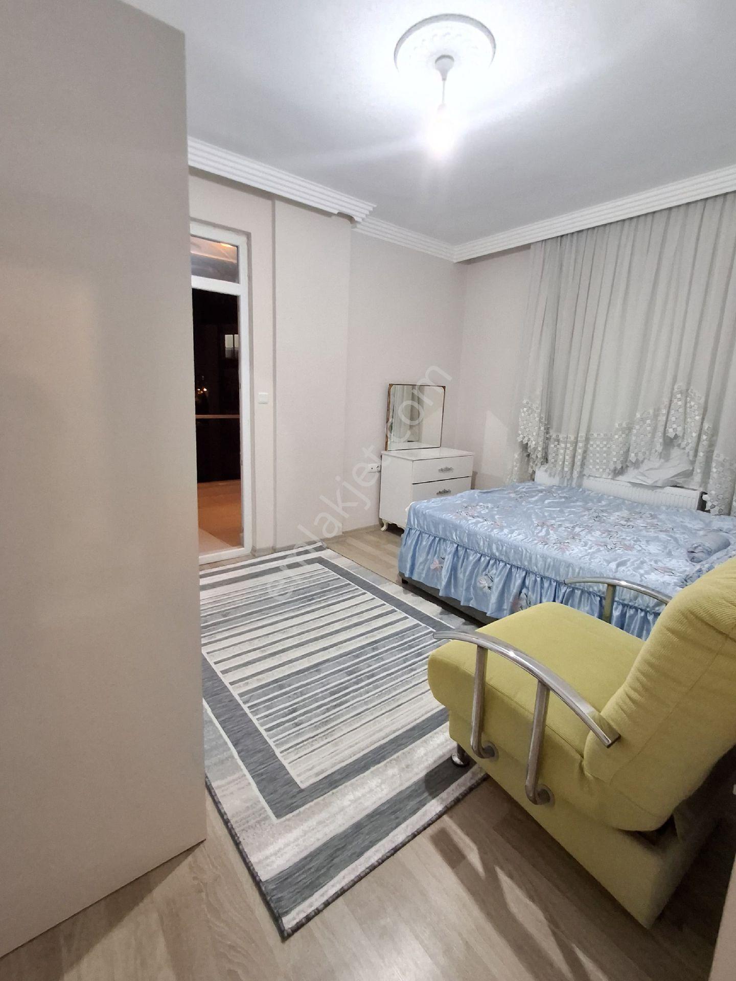 Esyalı Kıralık Daıre Kırcıcegı Caddesınde Hastane Yakını Katta Herseyi Ayri Full Esyali - Görsel 2