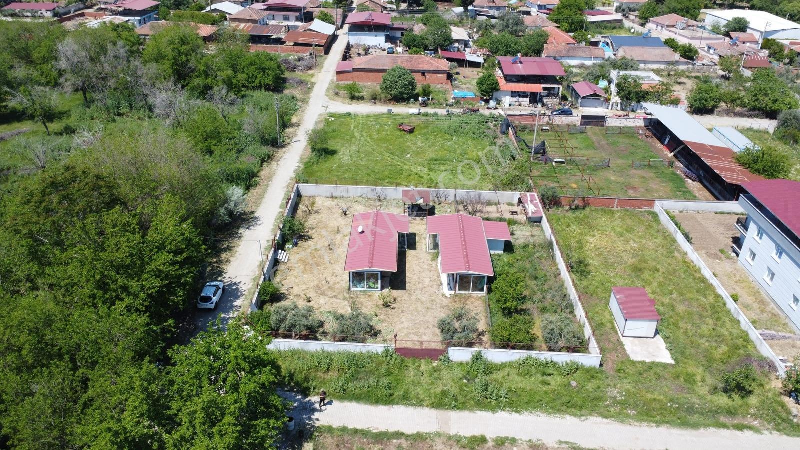 Özgün Gm'den - Bağcılar Da Hazır Düzen 2 Kat İmarlı Arsalar - Görsel 2