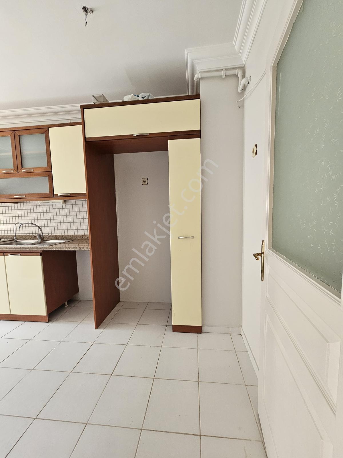Altayçeşme Cimilli Konutlarında Masrafsz Metro 2dk Otoparklı 3+1 - Görsel 32
