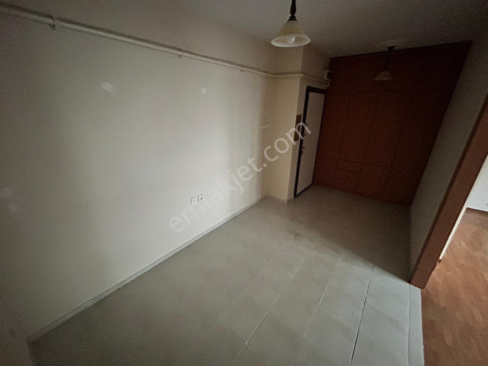 17 Eylül'de 90 M2 2+1 Ara Kat Balkonlu Satılık Daire - Görsel 20