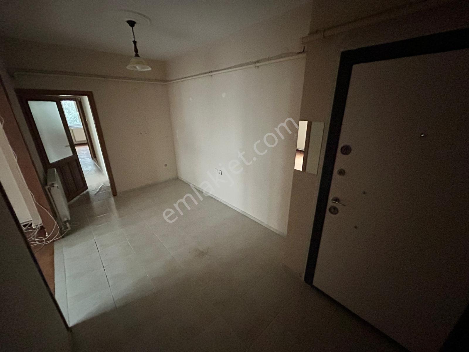 17 Eylül'de 90 M2 2+1 Ara Kat Balkonlu Satılık Daire - Görsel 10
