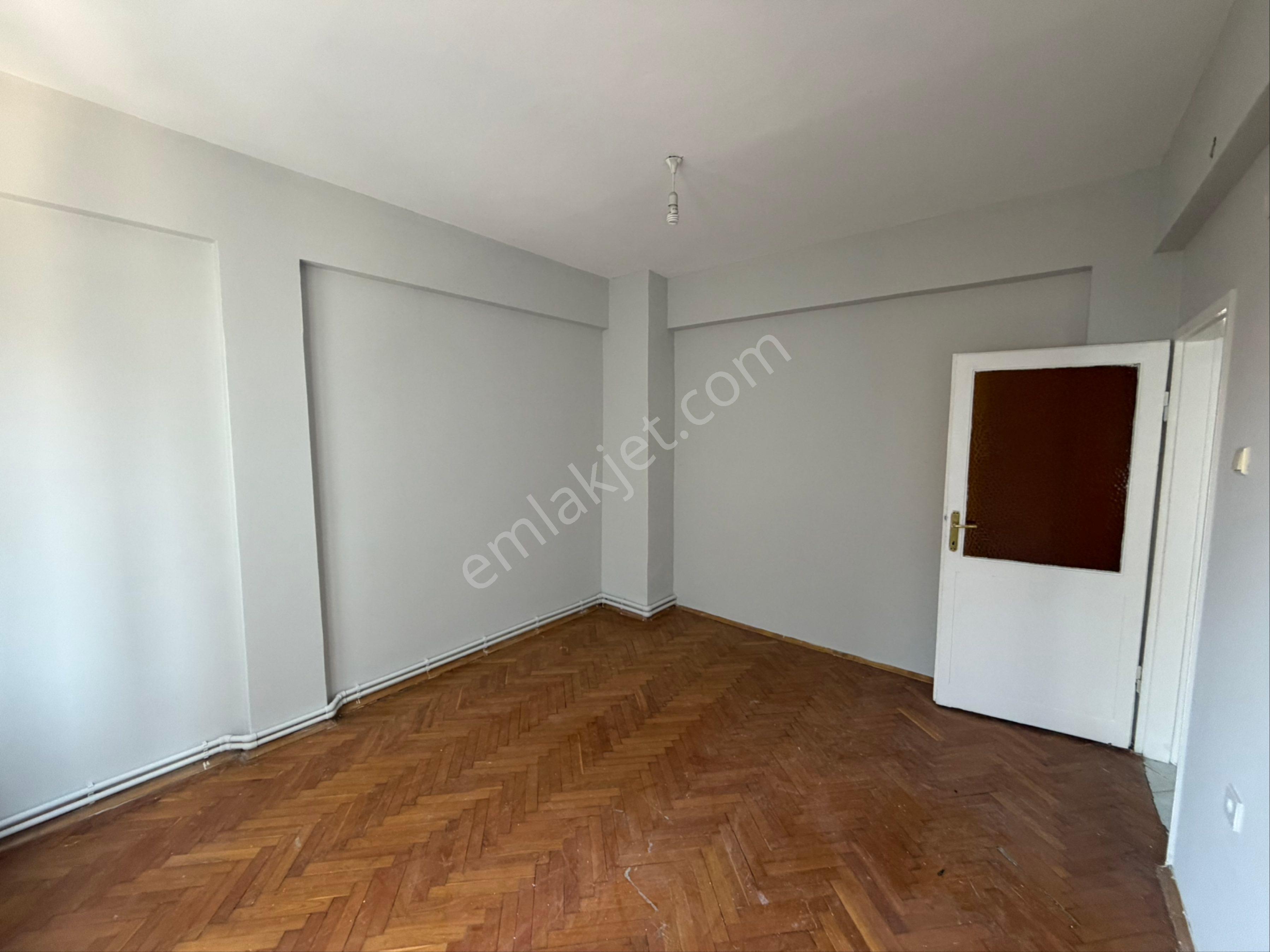 Yenidoğan Gazi Devlet Üstünde Kiralık Asansörlü 2+1 Daire - Görsel 6