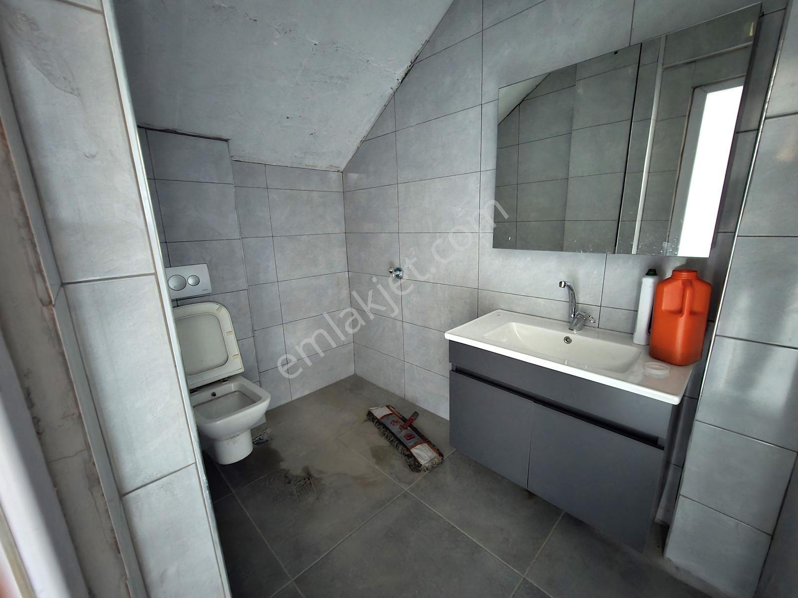 Remax Hür'den Atso Sanayi Sitesinde Hazır Durumda Kiralık Dükkan - Görsel 22