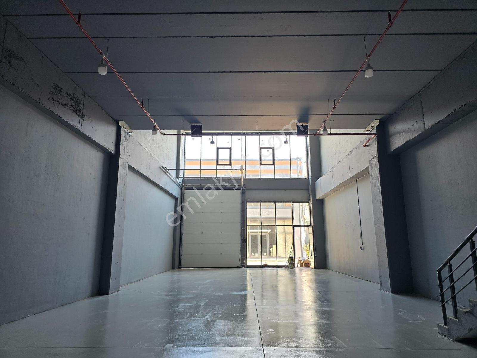 Remax Hür'den Atso Sanayi Sitesinde Hazır Durumda Kiralık Dükkan - Görsel 8