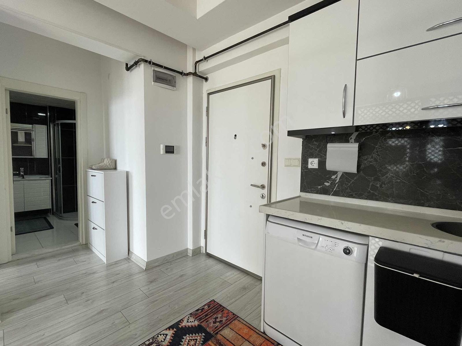 Truva/onur'dan Rou Rezidansta Deniz Manzaralı Eşyalı Kiralık 1+1 - Görsel 19
