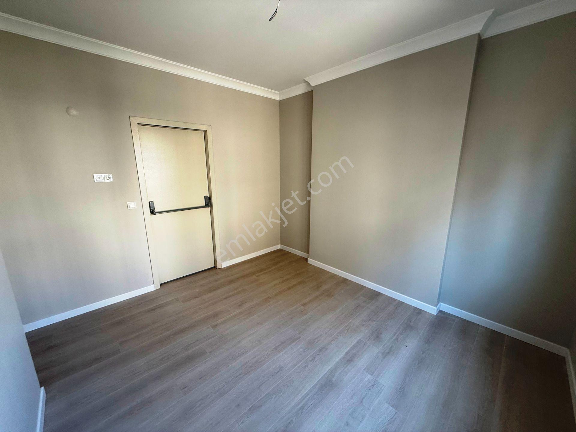 Şenesenevler'de Sıfır 3.kat 85m2 Balkonlu Panjurlu Kiralık 2+1 - Görsel 10