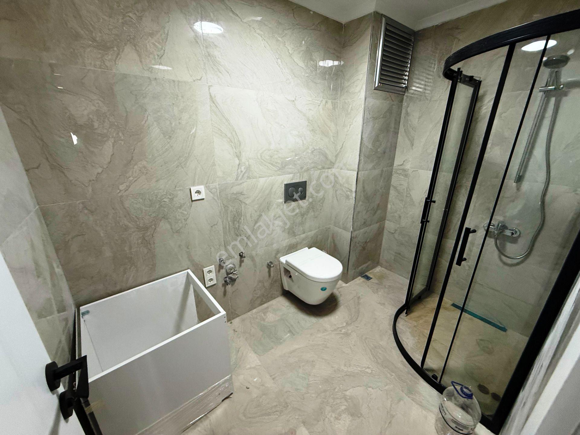 Şenesenevler'de Sıfır 3.kat 85m2 Balkonlu Panjurlu Kiralık 2+1 - Görsel 21