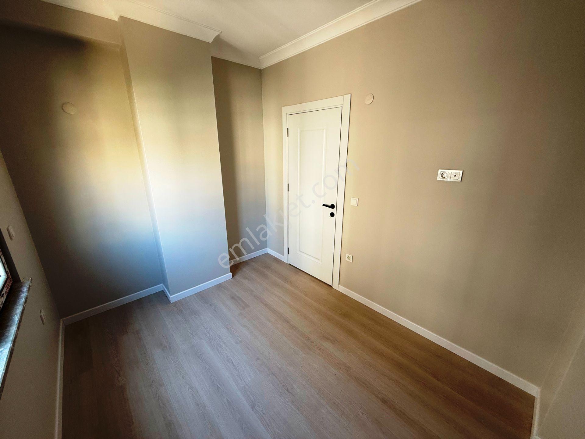 Şenesenevler'de Sıfır 3.kat 85m2 Balkonlu Panjurlu Kiralık 2+1 - Görsel 14
