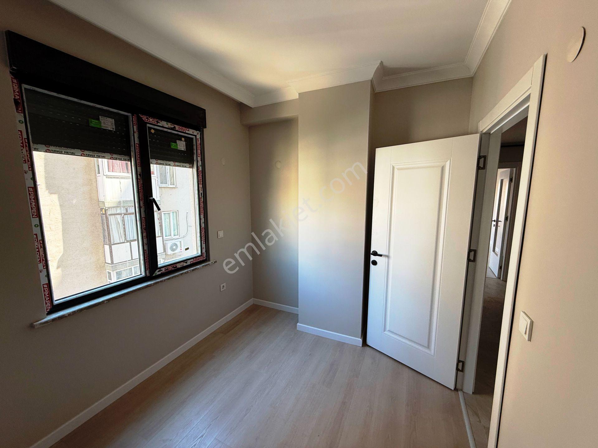 Şenesenevler'de Sıfır 3.kat 85m2 Balkonlu Panjurlu Kiralık 2+1 - Görsel 13