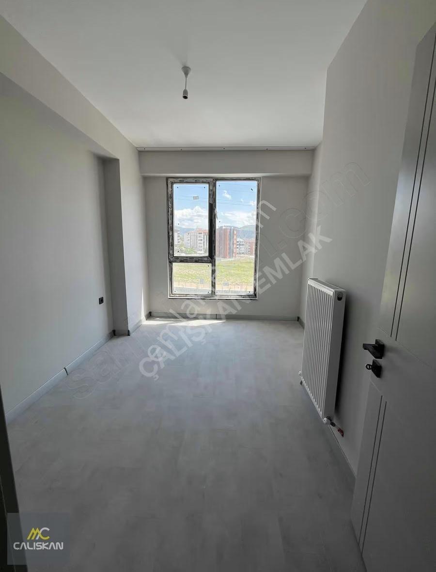 Tokat Merkezde Satılık Lüks 3+1 Daire Tepeşehir Exclusive - Görsel 2