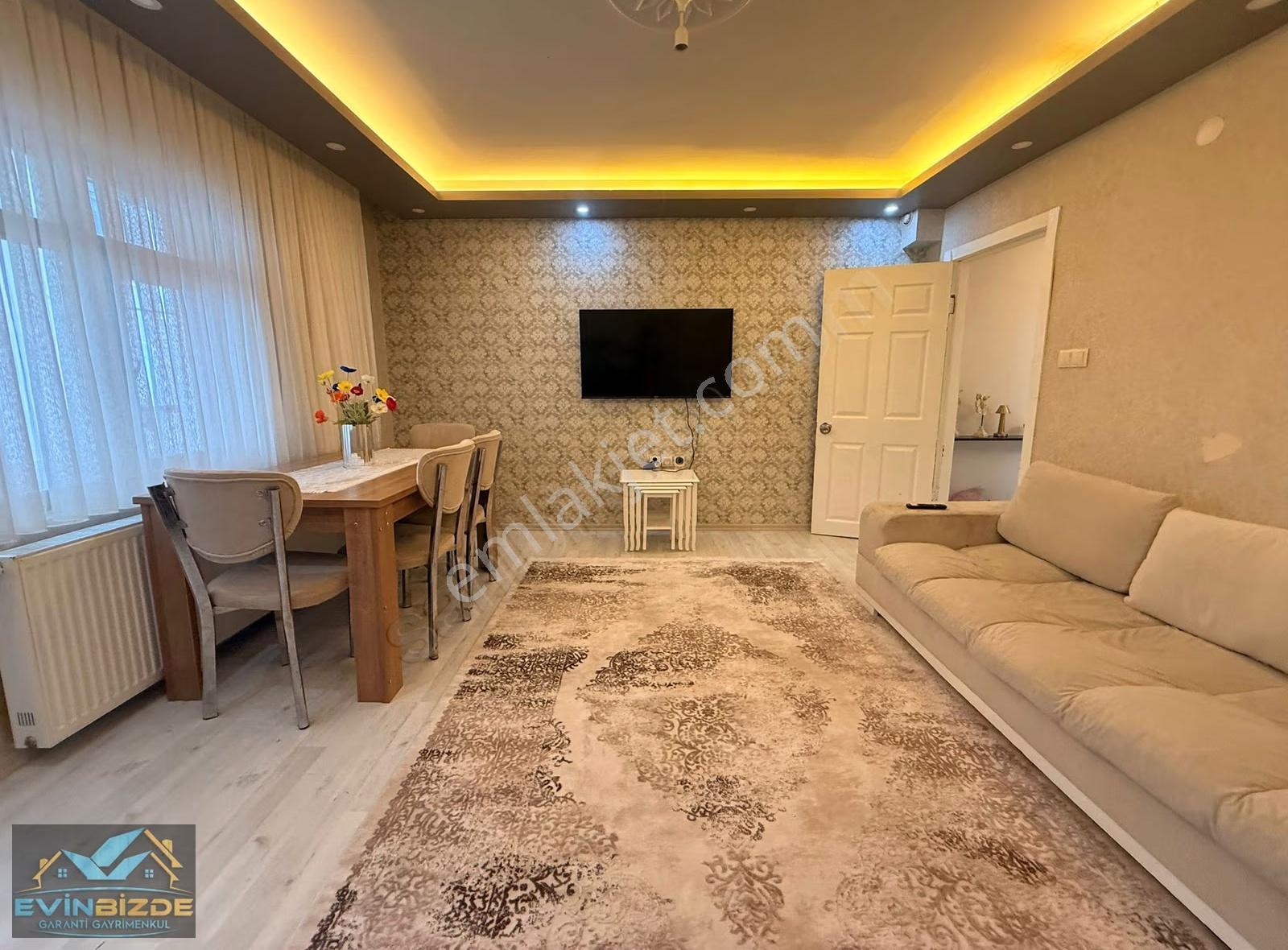 Keçiörende Kat Konumlu 3+1 2 Cambalkonlu İskanlı Satılık Daire - Görsel 2