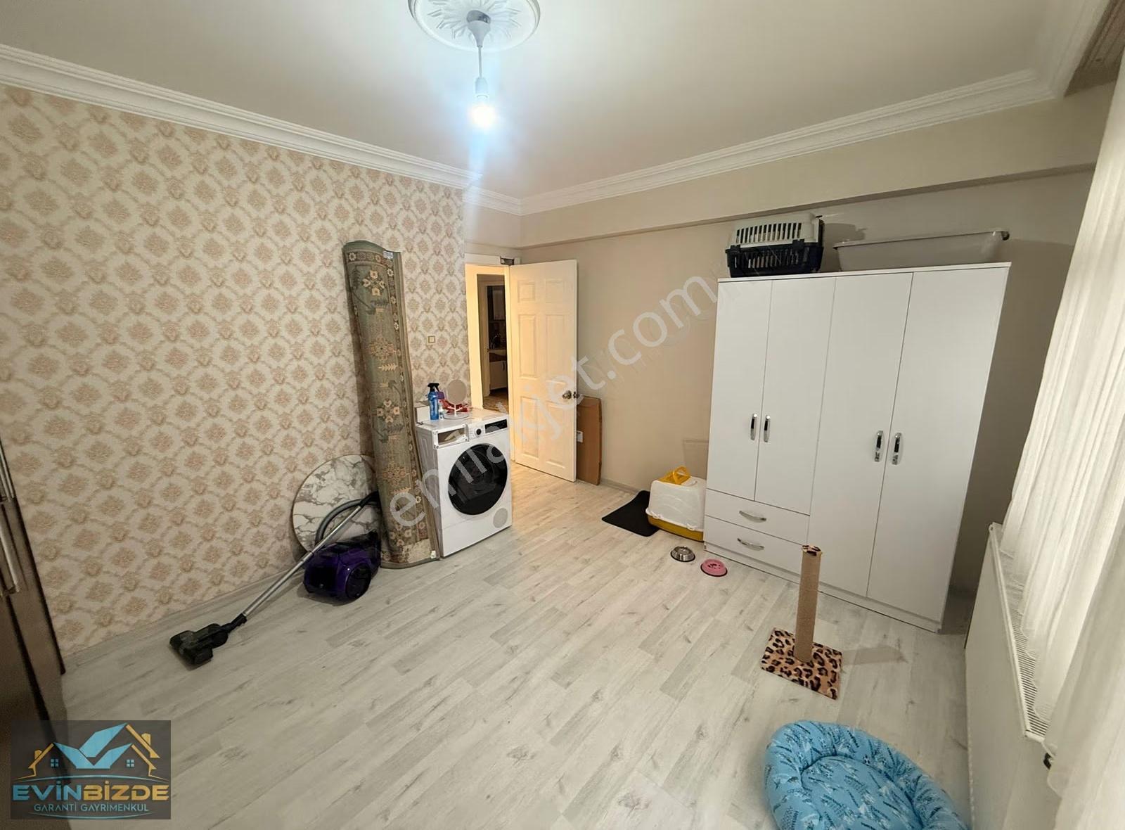 Keçiörende Kat Konumlu 3+1 2 Cambalkonlu İskanlı Satılık Daire - Görsel 18