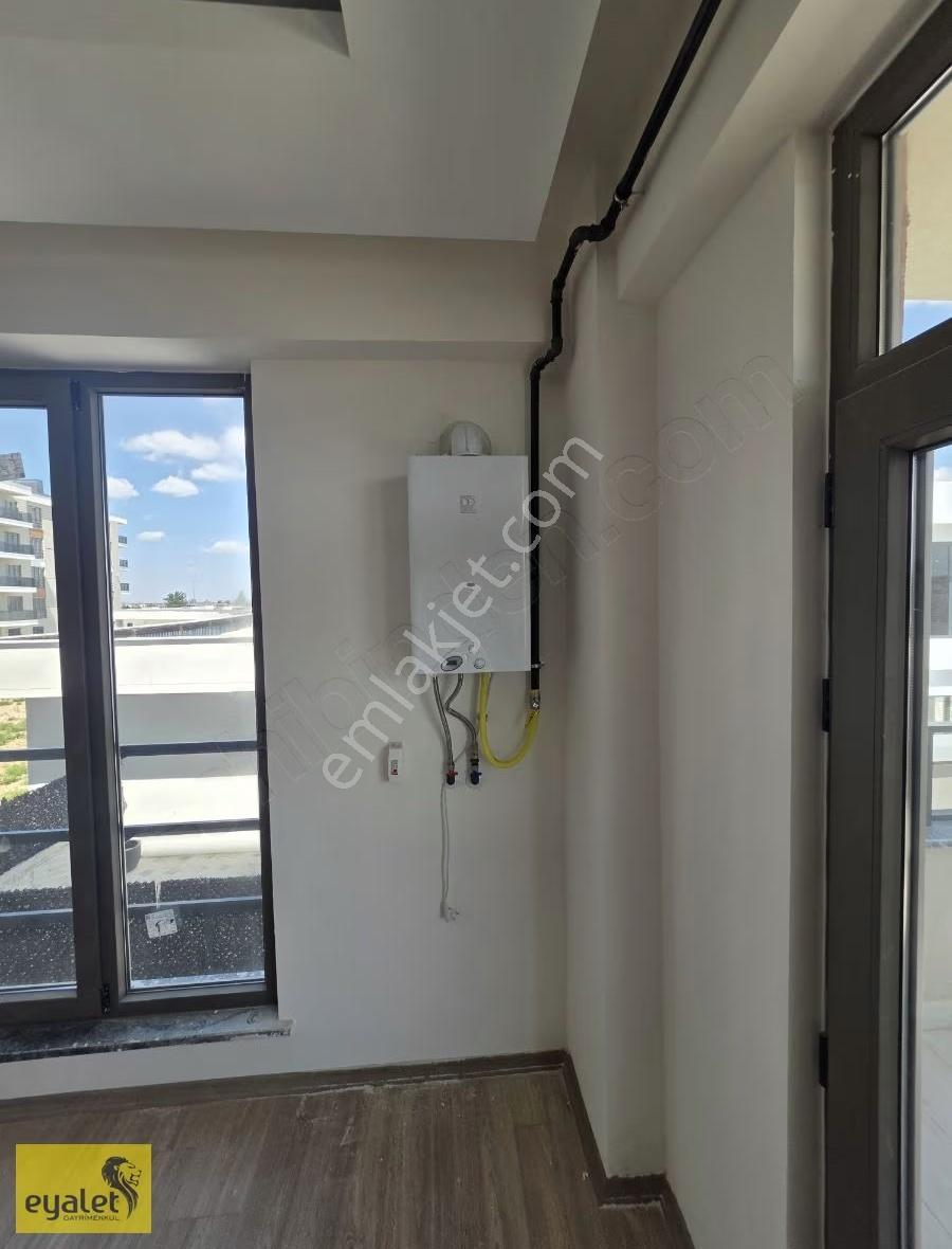 Şehir Hastanesine Yürüme Mesafesinde 2+1 Kiralık Sıfır Daire - Görsel 6