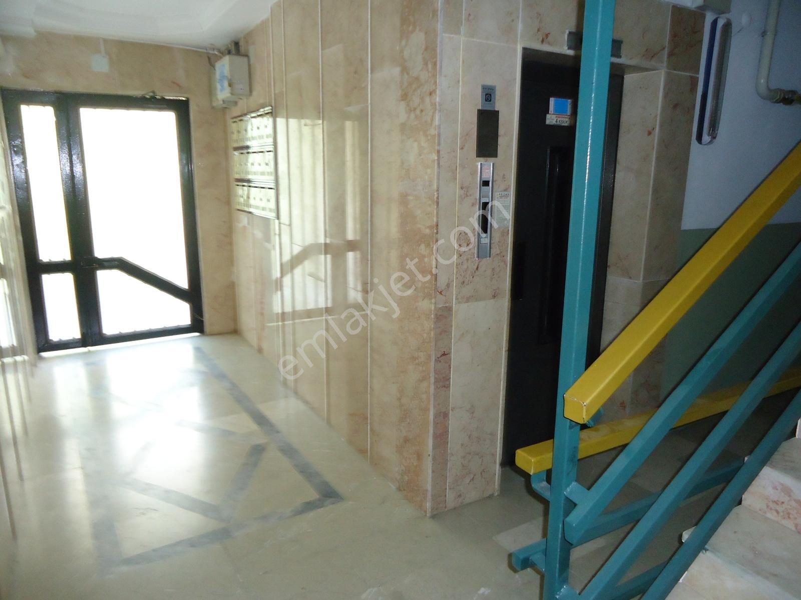 Çağrı Emlak'tan Şirinyalı Mah. Bakımlı 2+1 Yüksek Giriş Daire - Görsel 3