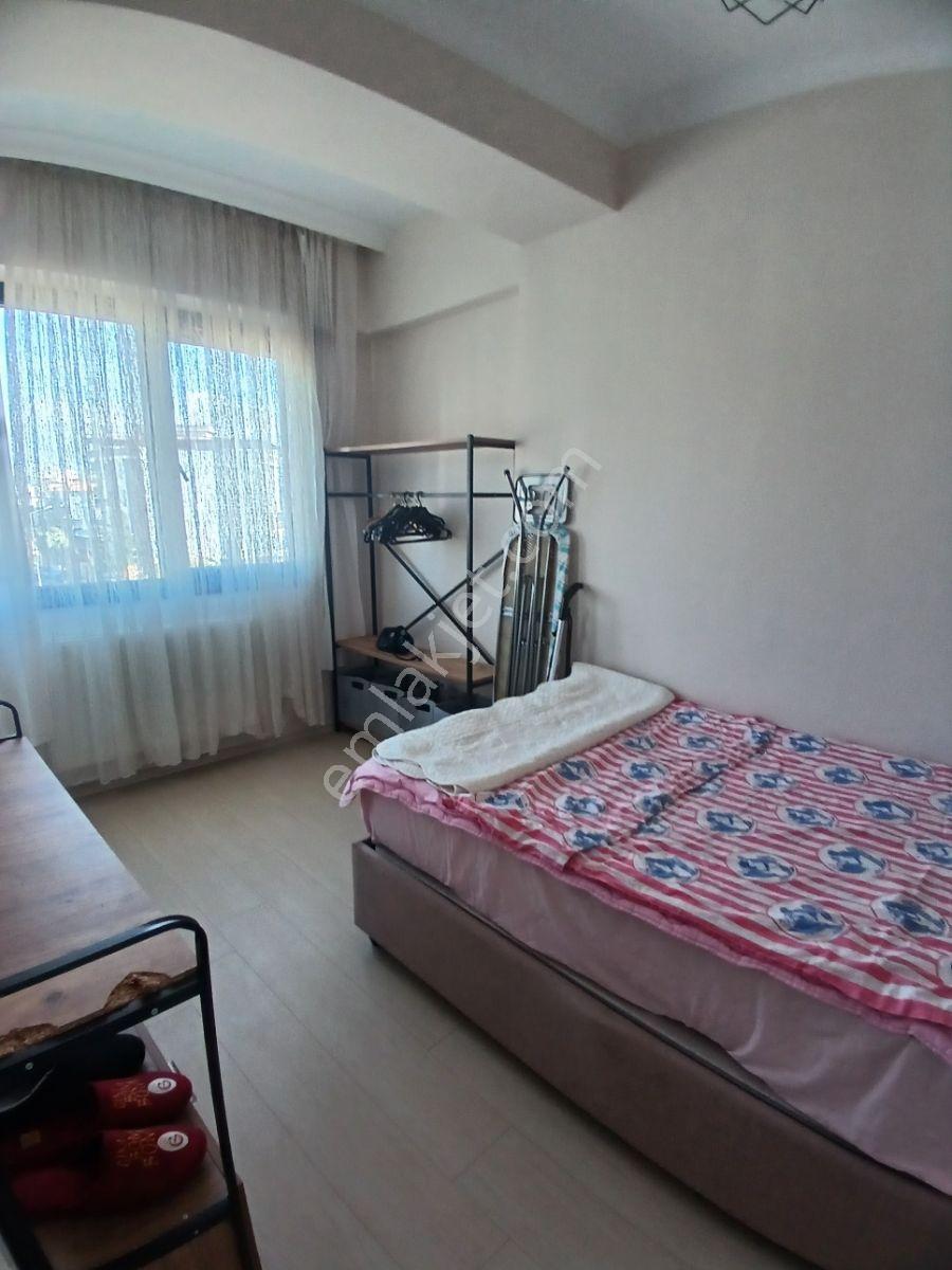 Bakırçay Yabancı Diller Üni. Yakın Mesafe Full Eşyalı Daire - Görsel 26