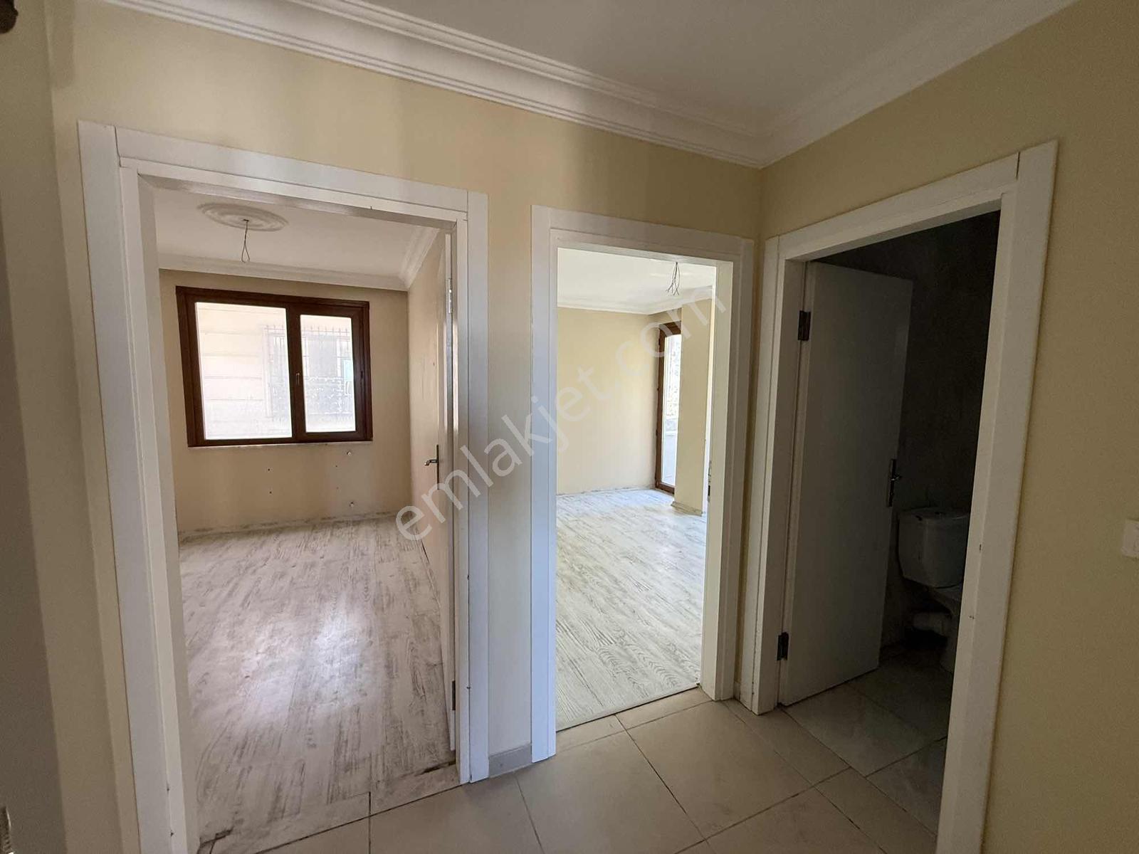Kayışdağı Sondurak Hediye Sokak 3 Kat 2+1.80m2 Balkonlu - Görsel 23
