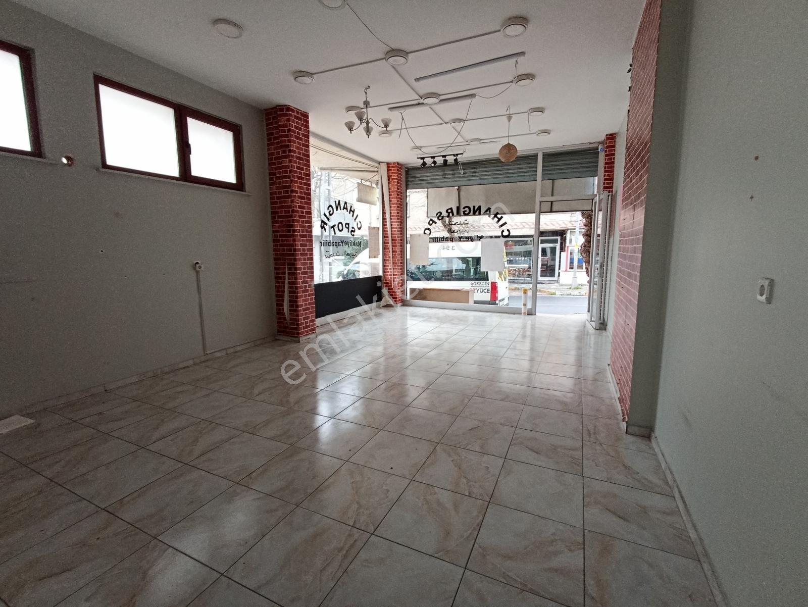 Kirazlı Caddesi Üzerinde Yeni Binada 100 M2 Depolu Dükkan - Görsel 23