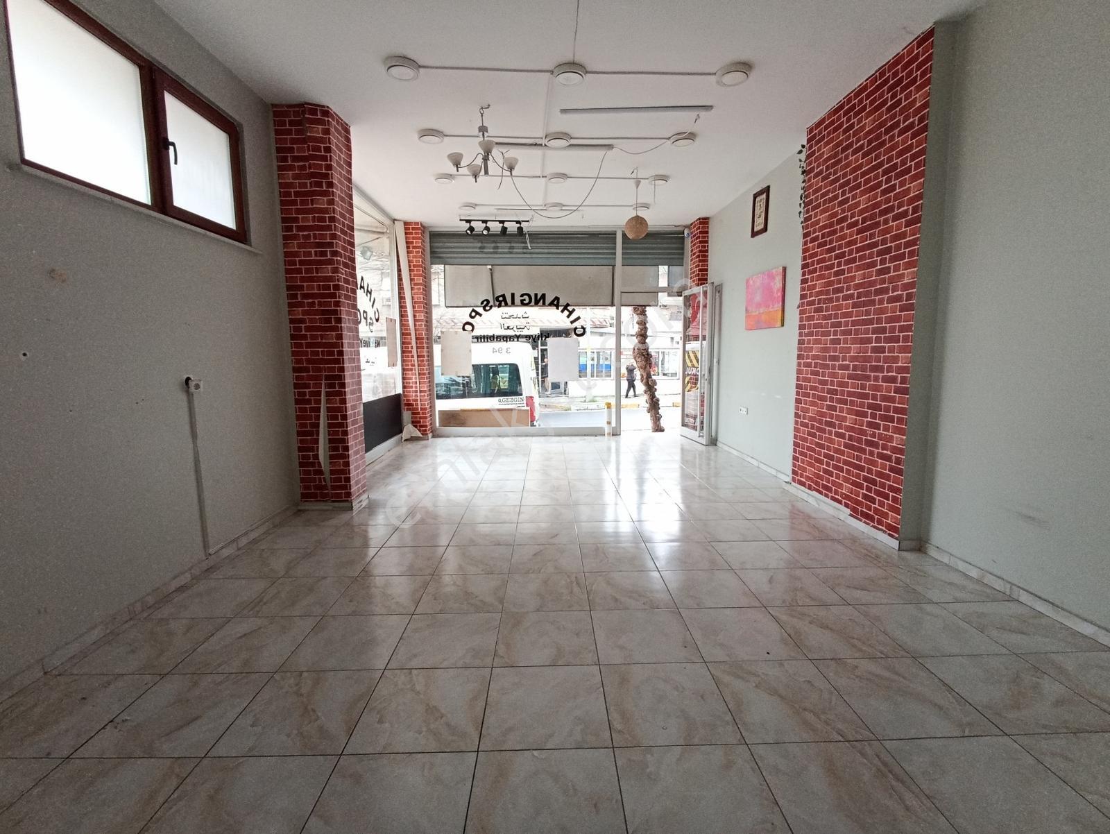 Kirazlı Caddesi Üzerinde Yeni Binada 100 M2 Depolu Dükkan - Görsel 15