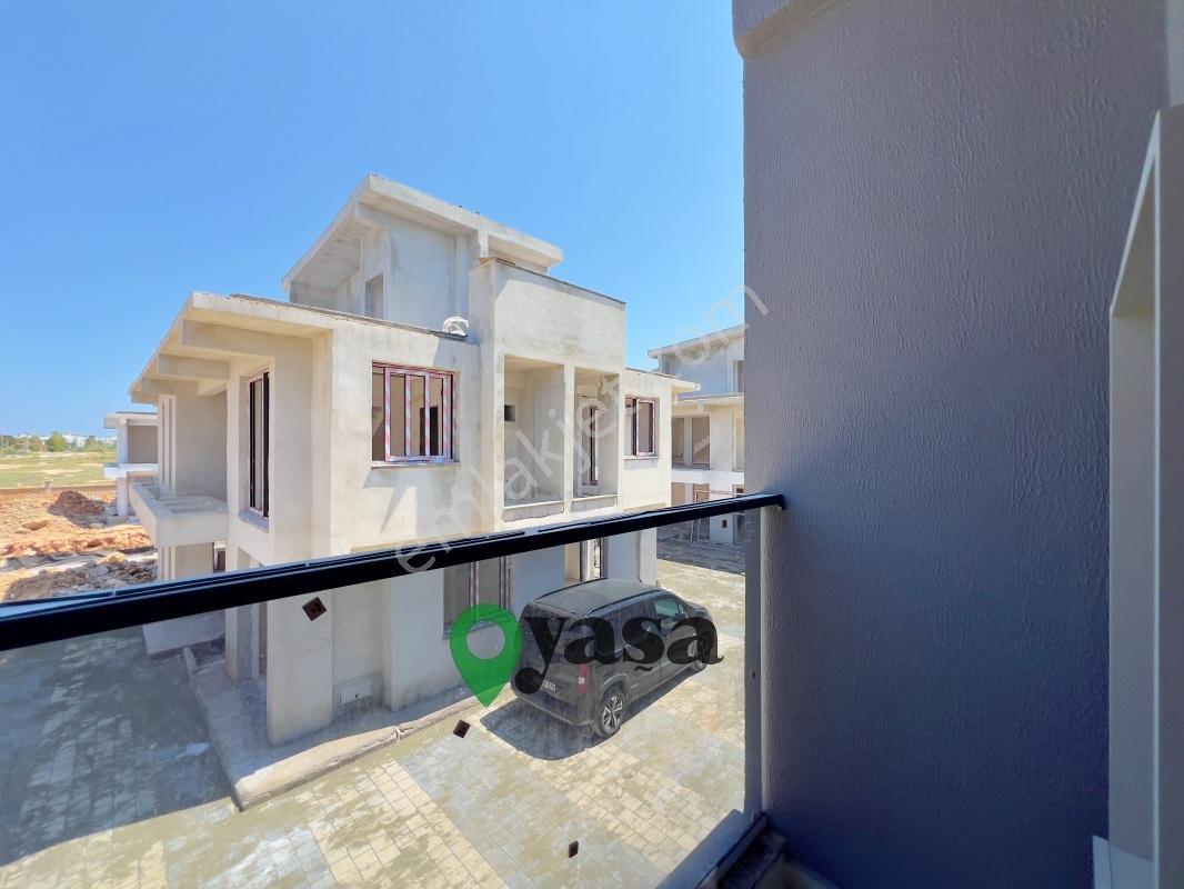 Yaşa Gyd - Atakentde Sıfır 2+1 Dubleks İkiz Villa | Havuzlu - Görsel 15