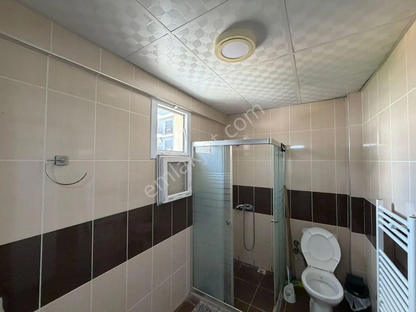 Seyrek De 1+1 Eşyalı Kiracılı Büyük Daire 2.700.000.tl - Görsel 5