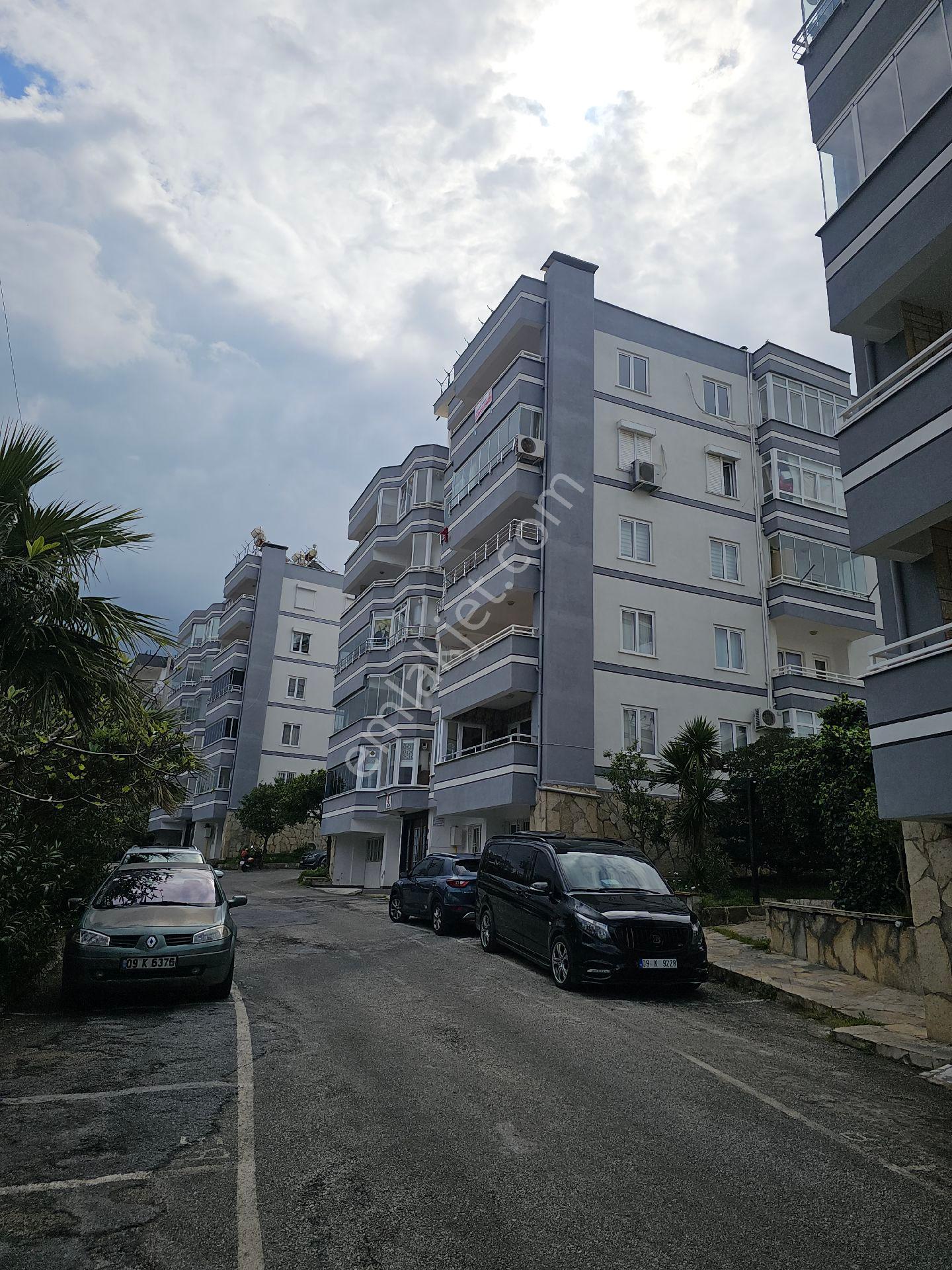 Kuşadası Satılık 3+1 Fırsat Daire - Görsel 20